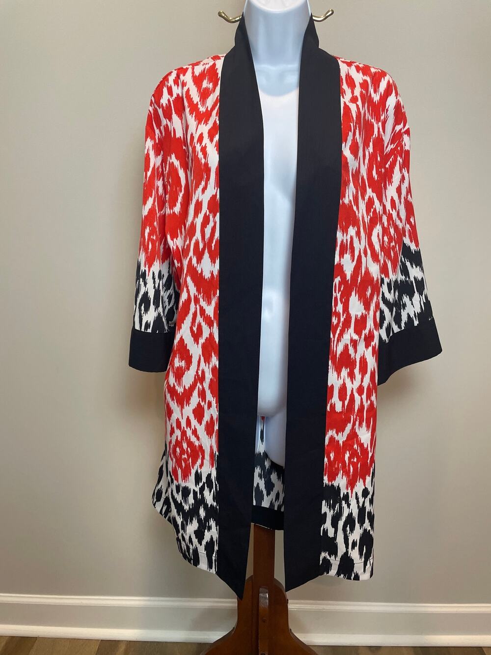 Chico’s Travelers S/M Red Black Wrap -  Cover Up - Lightweight Resort Travel